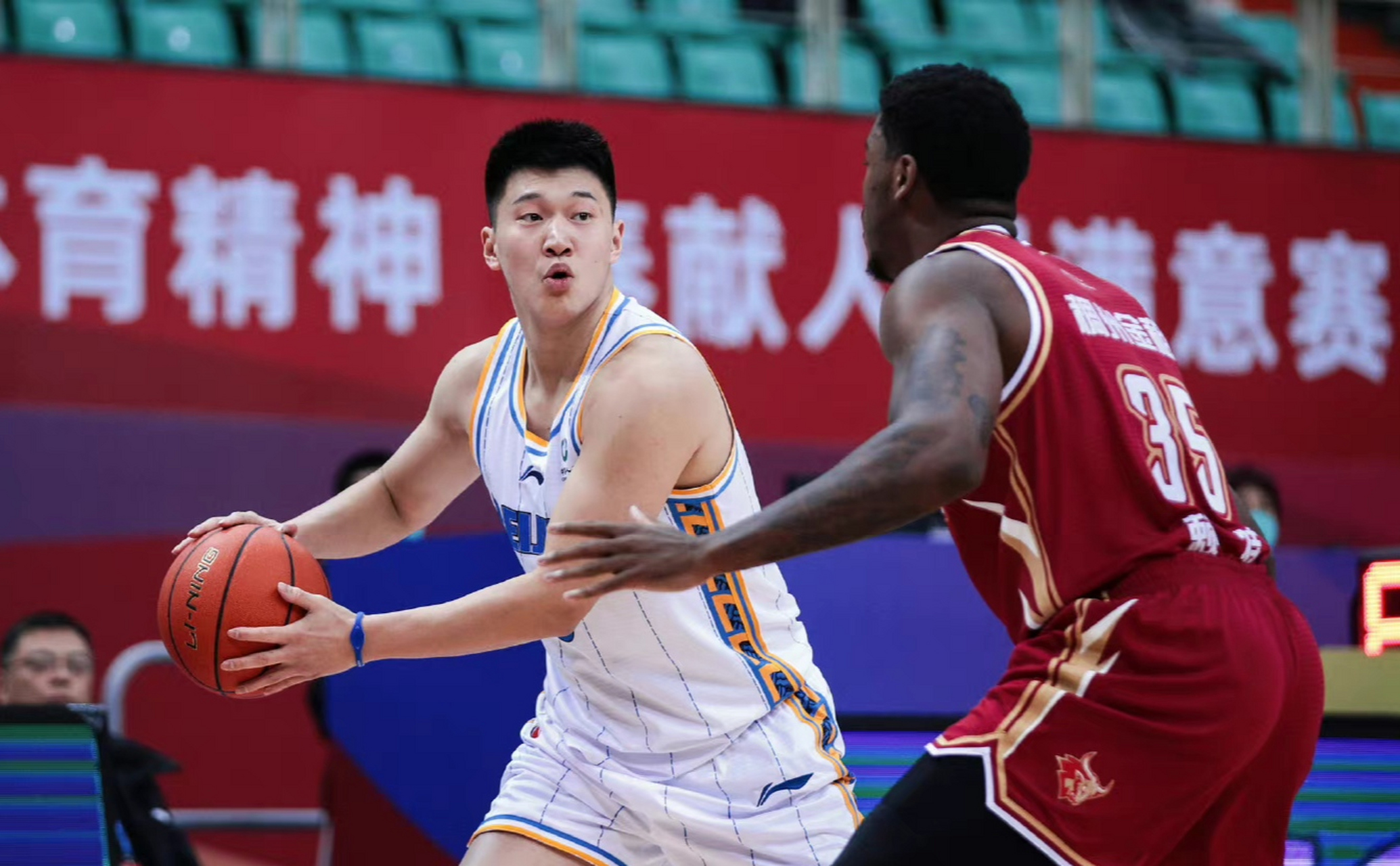 kaiyun-包含北京首钢发布备战花絮,赛前门线救险,CBA常规赛任务艰巨,高层口径保持一致的词条