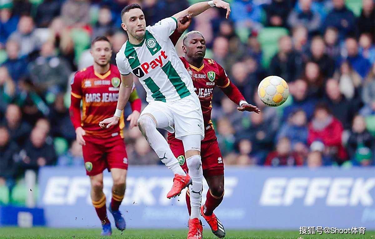 开云注册入口-巴塞罗那训练开放日；赛前刷新队史纪录引欢呼；荷甲在即；阵容厚度经受考验的简单介绍