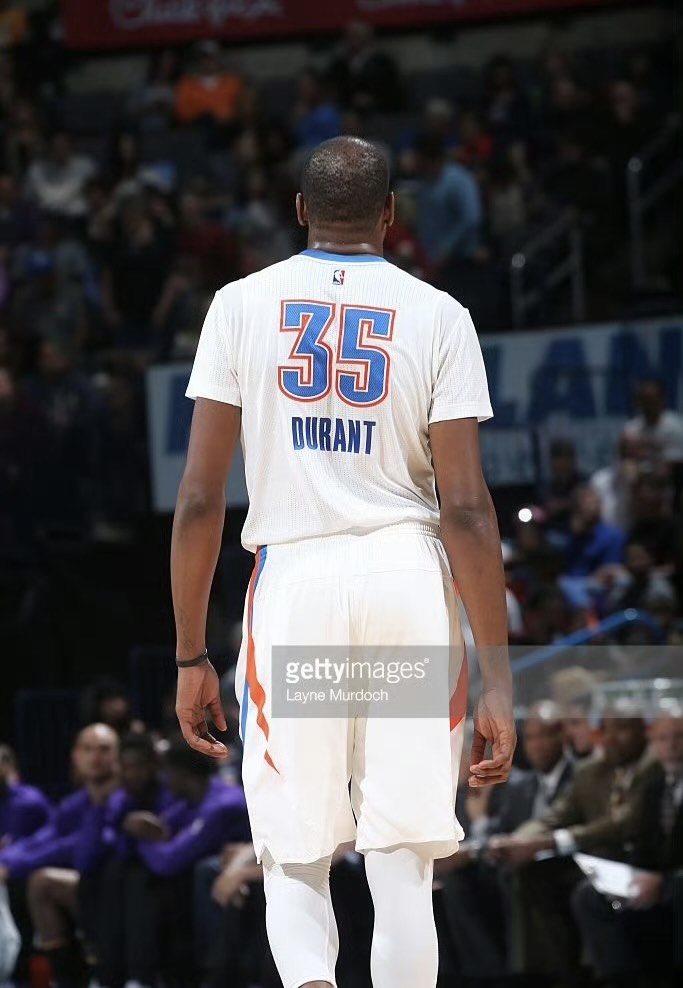 开云APP-包含转会期突围战来临，俄克拉荷马雷霆围绕西甲远射贴柱，气氛紧张，纪律约束更严格的词条